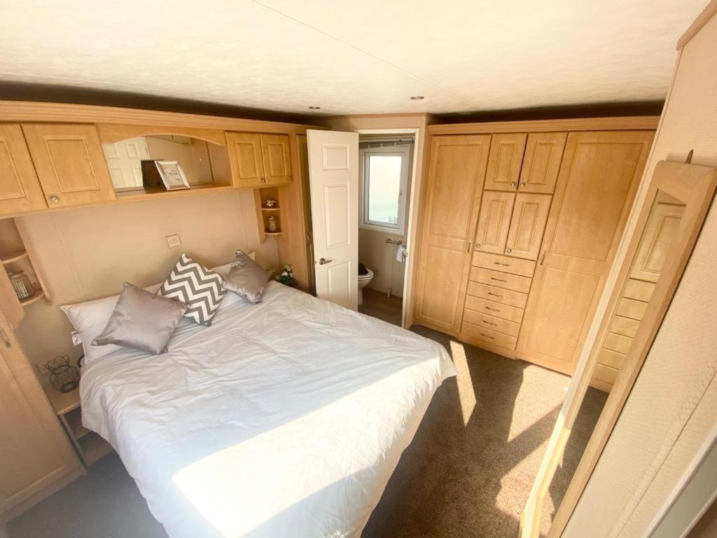 Saint Osyth Luxury 2 Bedroom 2 Bathroom Caravan-Small Sofa 1 Pers מראה חיצוני תמונה